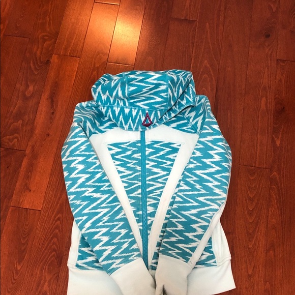 SOLD ‼️ Ivivva scuba jacket! - Picture 3 of 3